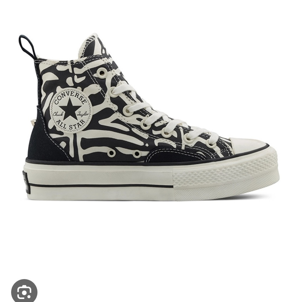 Converse Run Hi Lift platform sneaker. WMNS sz 5. Worn twice.